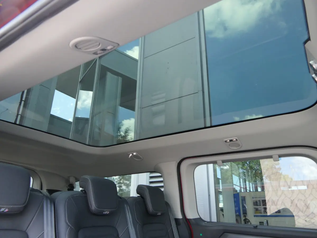 Tourneo 340 2.5 PHEV L2H1 Titanium X | Leder | Panoramdak | B&O Audio | BLIS | Adaptive Cruise | Adaptive LED | Elek. Stoelen |