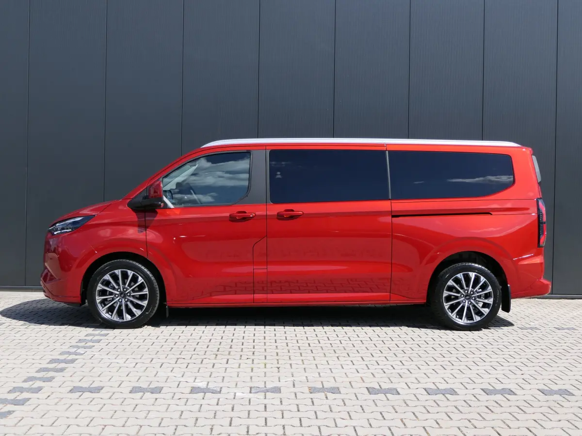 Tourneo 340 2.5 PHEV L2H1 Titanium X | Leder | Panoramdak | B&O Audio | BLIS | Adaptive Cruise | Adaptive LED | Elek. Stoelen |