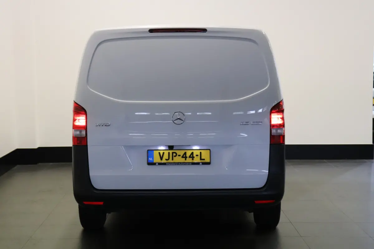 110 CDI Lang - EURO 6 - Airco - Camera - €14.900,- Excl.