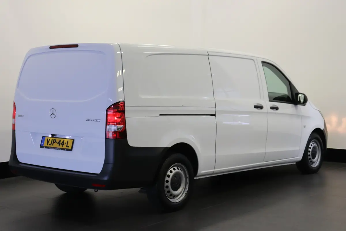 110 CDI Lang - EURO 6 - Airco - Camera - €14.900,- Excl.