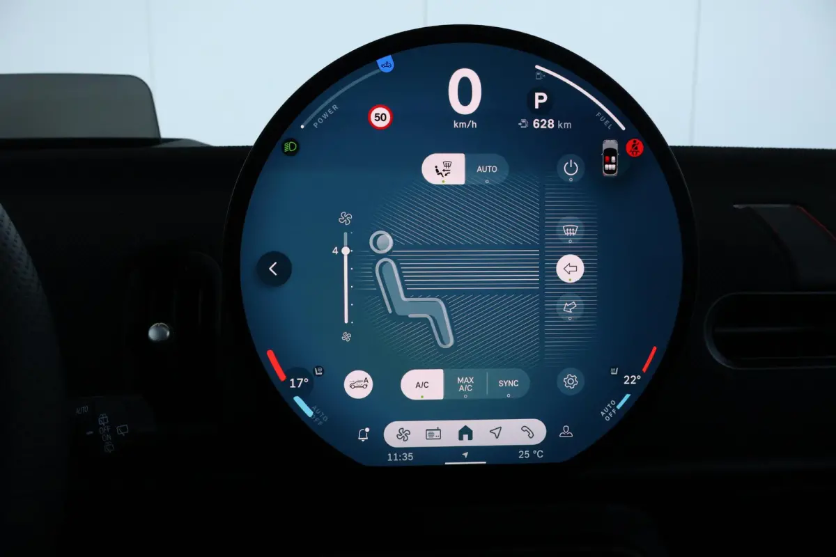 1.5 Cooper C John Cooper Works XL | Pano-dak | Harman Kardon | Elektrische stoelen met geheugen | Head-up display | Comfortacces | Stoelverwarming