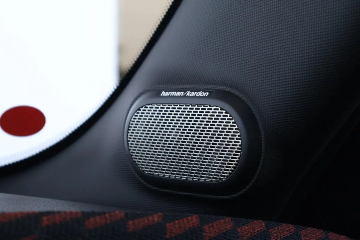 1.5 Cooper C John Cooper Works XL | Pano-dak | Harman Kardon | Elektrische stoelen met geheugen | Head-up display | Comfortacces | Stoelverwarming