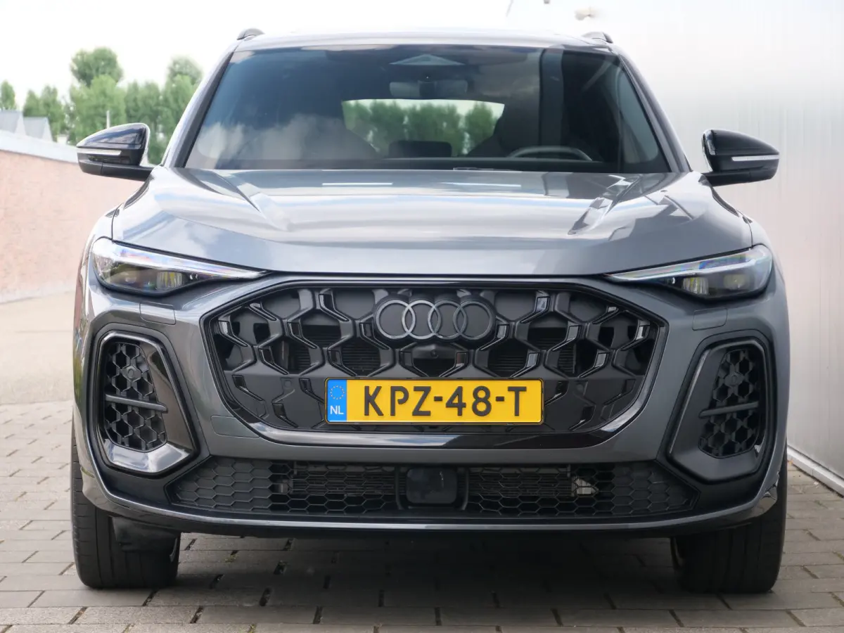 2.0 TFSI e-hybrid quattro S edition 299 Pk Automaat / NIEUW MODEL Navi / DAB / Camera's / Apple Carplay / Pano-dak