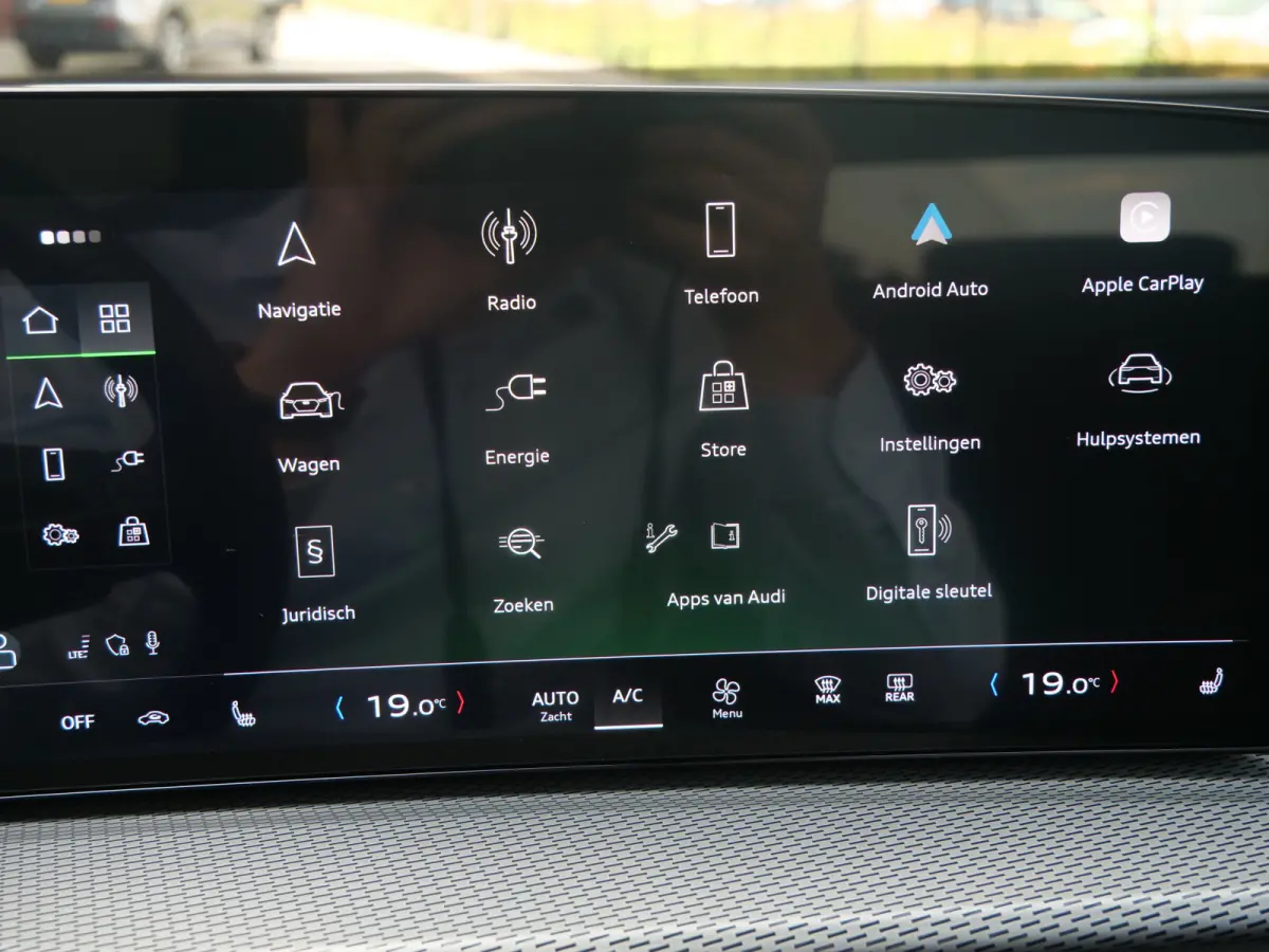 2.0 TFSI e-hybrid quattro S edition 299 Pk Automaat / NIEUW MODEL Navi / DAB / Camera's / Apple Carplay / Pano-dak