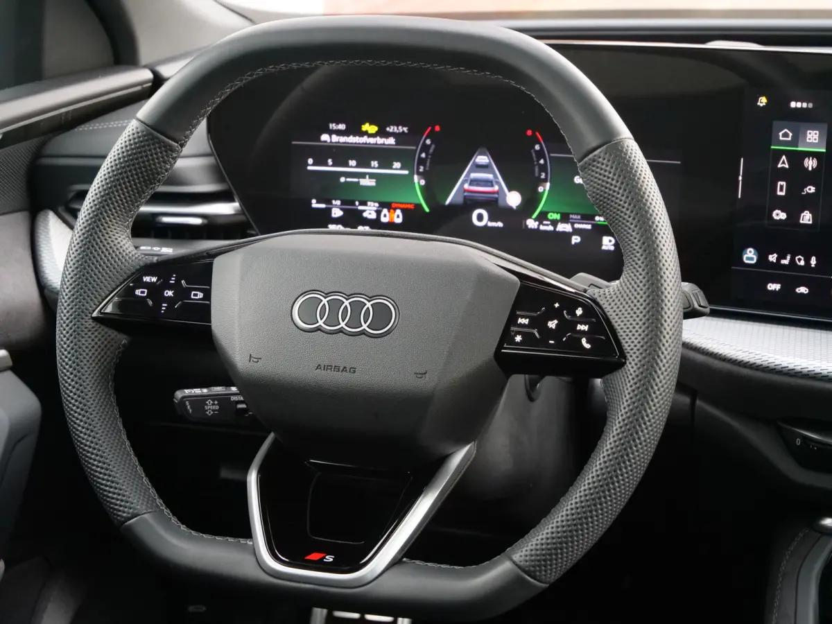 2.0 TFSI e-hybrid quattro S edition 299 Pk Automaat / NIEUW MODEL Navi / DAB / Camera's / Apple Carplay / Pano-dak
