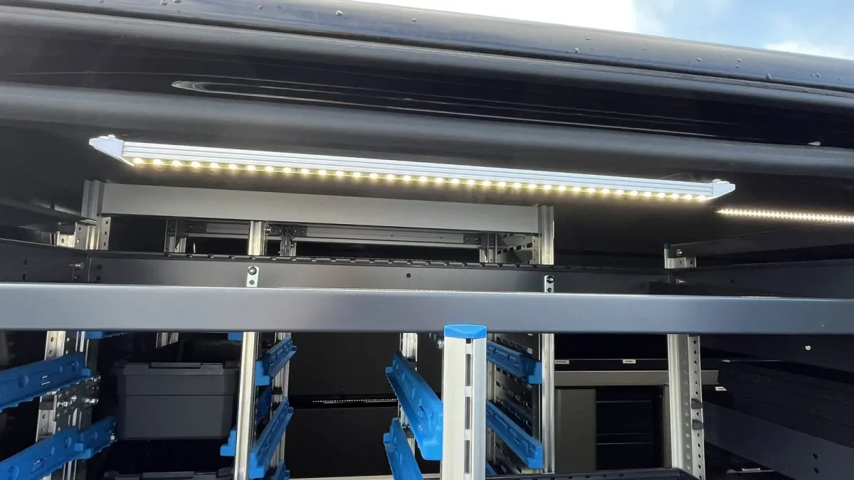 150 pk DSG Comfortline, Complete Sortimo inrichting, 17 LMV, bumpers en spiegels in kleur, omvormer