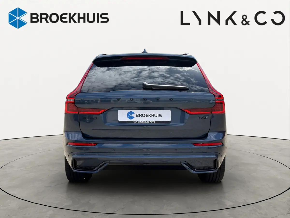 T6 Plug-in hybrid AWD Plus Black Edition | Trekhaak | 360 Camera | Panoramadak | Getint glas | Premium audio |