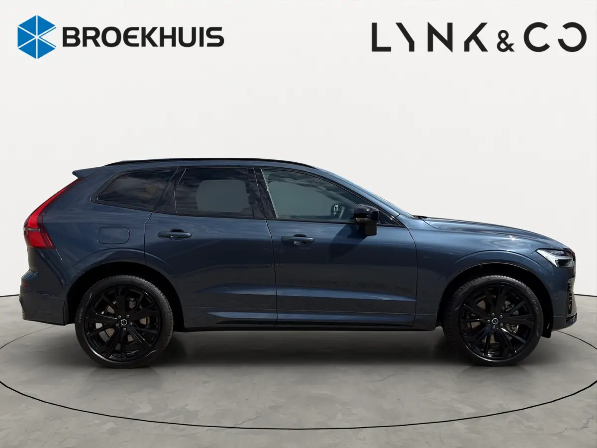 T6 Plug-in hybrid AWD Plus Black Edition | Trekhaak | 360 Camera | Panoramadak | Getint glas | Premium audio |
