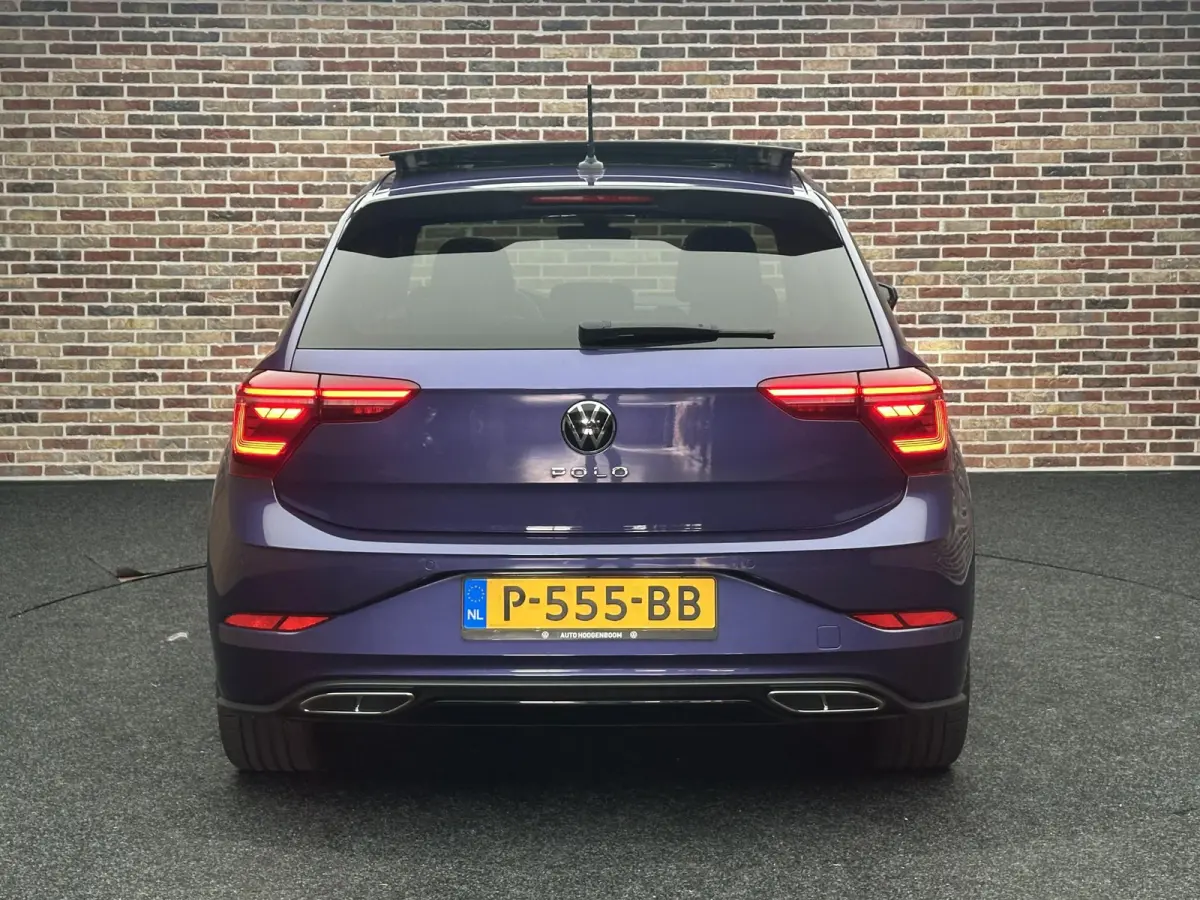 1.0 TSI R-Line Business IQ VIRTUAL PANORAMA DEALER GARANTIE 110PK