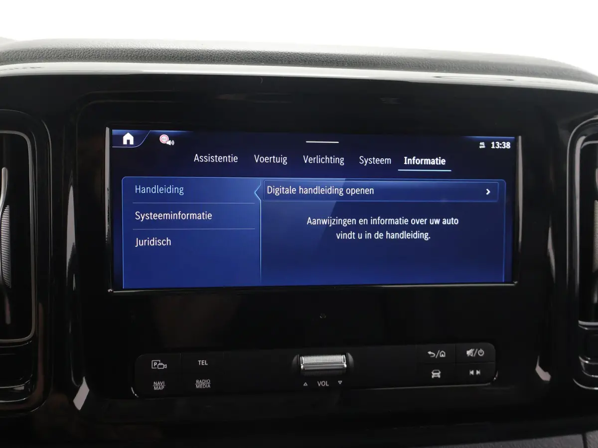 116 CDI L2 Pro | Bumpers in Kleur | Digitale Radio | Spiegelpakket | Klasse 3 Alarmsysteem | Stoelverwarming | Parkeerpakket met Camera | Dodehoekassistent | Comfortstoel Bestuurder | Bijrij