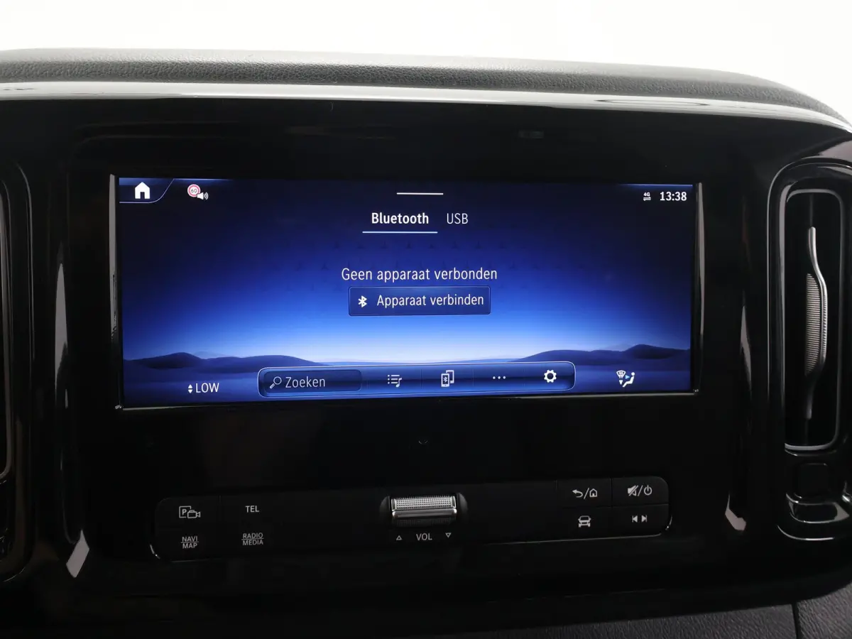 116 CDI L2 Pro | Bumpers in Kleur | Digitale Radio | Spiegelpakket | Klasse 3 Alarmsysteem | Stoelverwarming | Parkeerpakket met Camera | Dodehoekassistent | Comfortstoel Bestuurder | Bijrij