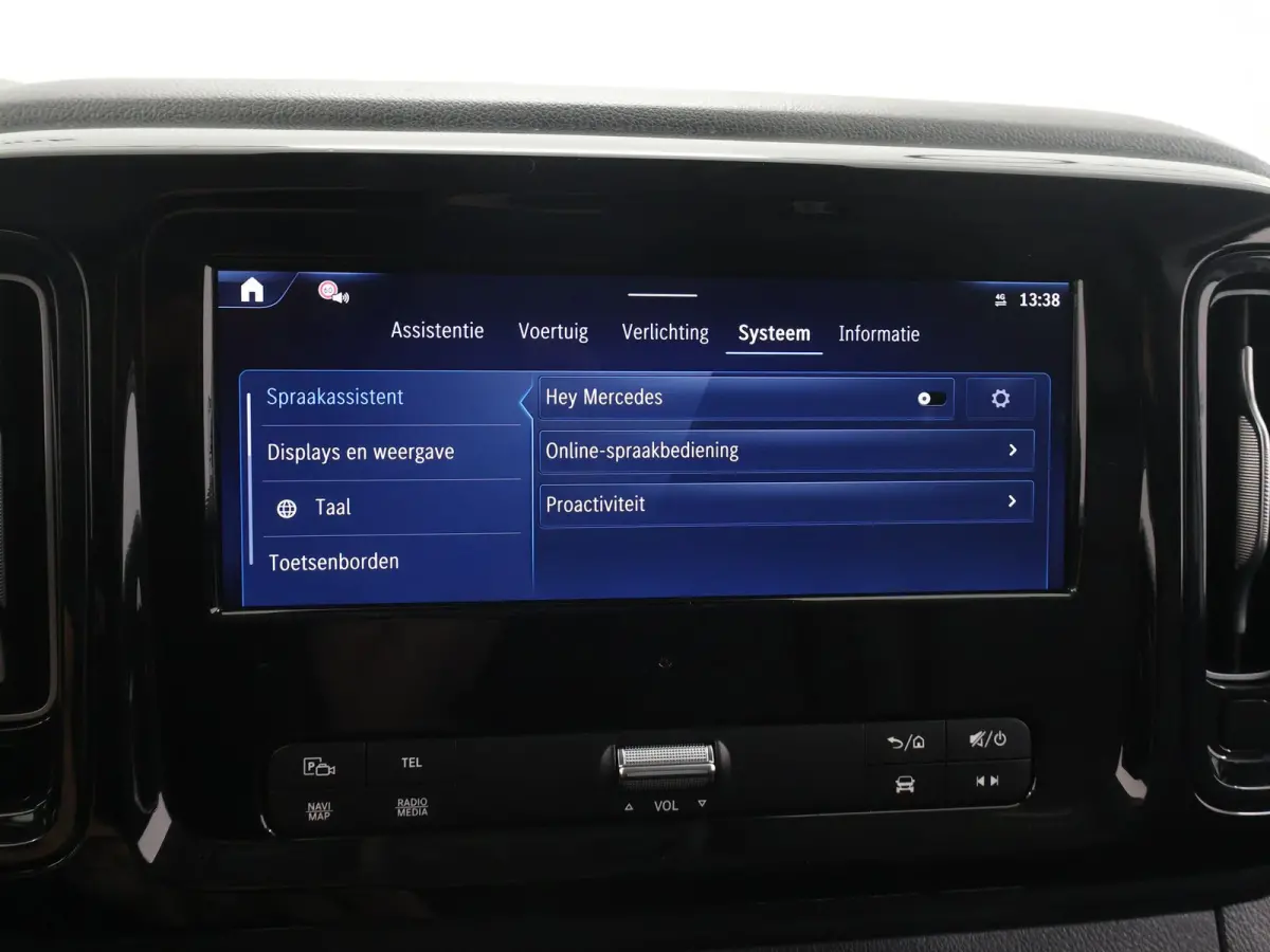 116 CDI L2 Pro | Bumpers in Kleur | Digitale Radio | Spiegelpakket | Klasse 3 Alarmsysteem | Stoelverwarming | Parkeerpakket met Camera | Dodehoekassistent | Comfortstoel Bestuurder | Bijrij