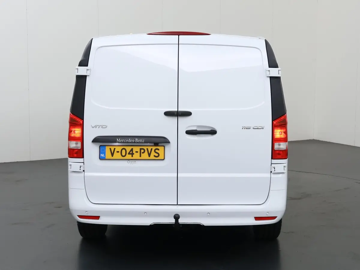 116 CDI L2 Pro | Bumpers in Kleur | Digitale Radio | Spiegelpakket | Klasse 3 Alarmsysteem | Stoelverwarming | Parkeerpakket met Camera | Dodehoekassistent | Comfortstoel Bestuurder | Bijrij
