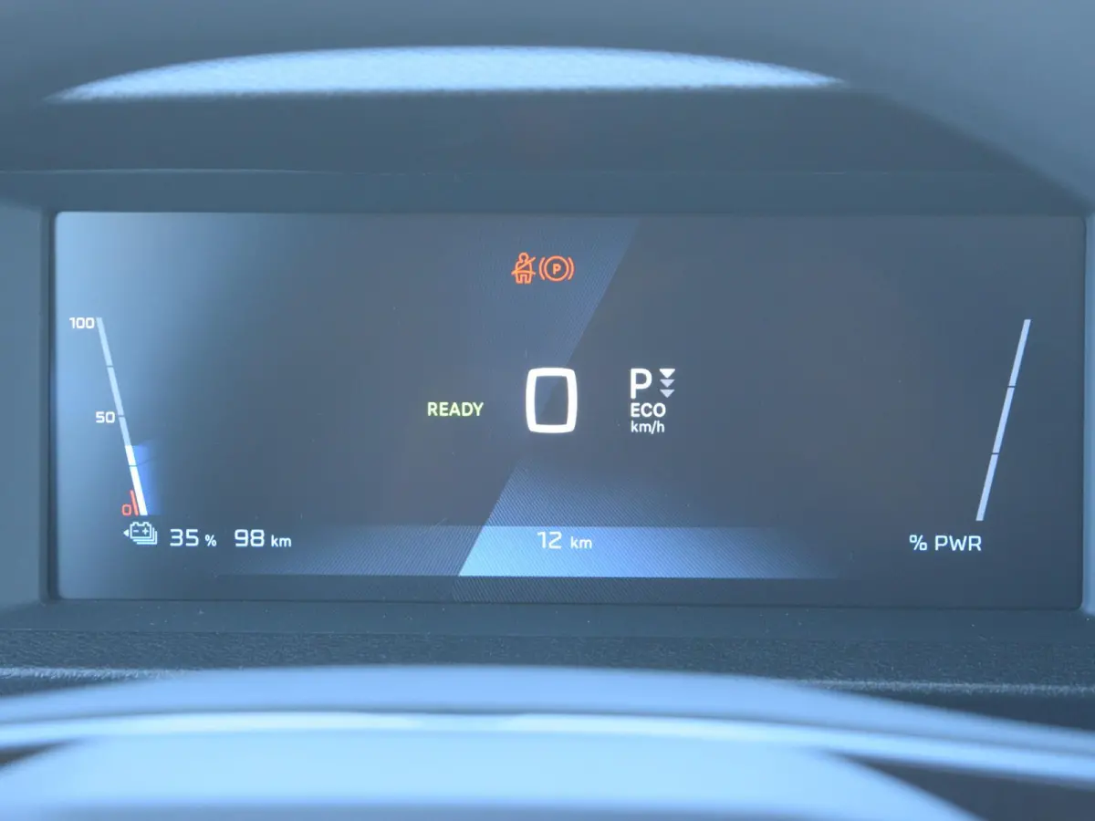 EV L2 75 kWh Laadruimte betimmering l Navigatie l Draadloos Android Auto/Apple