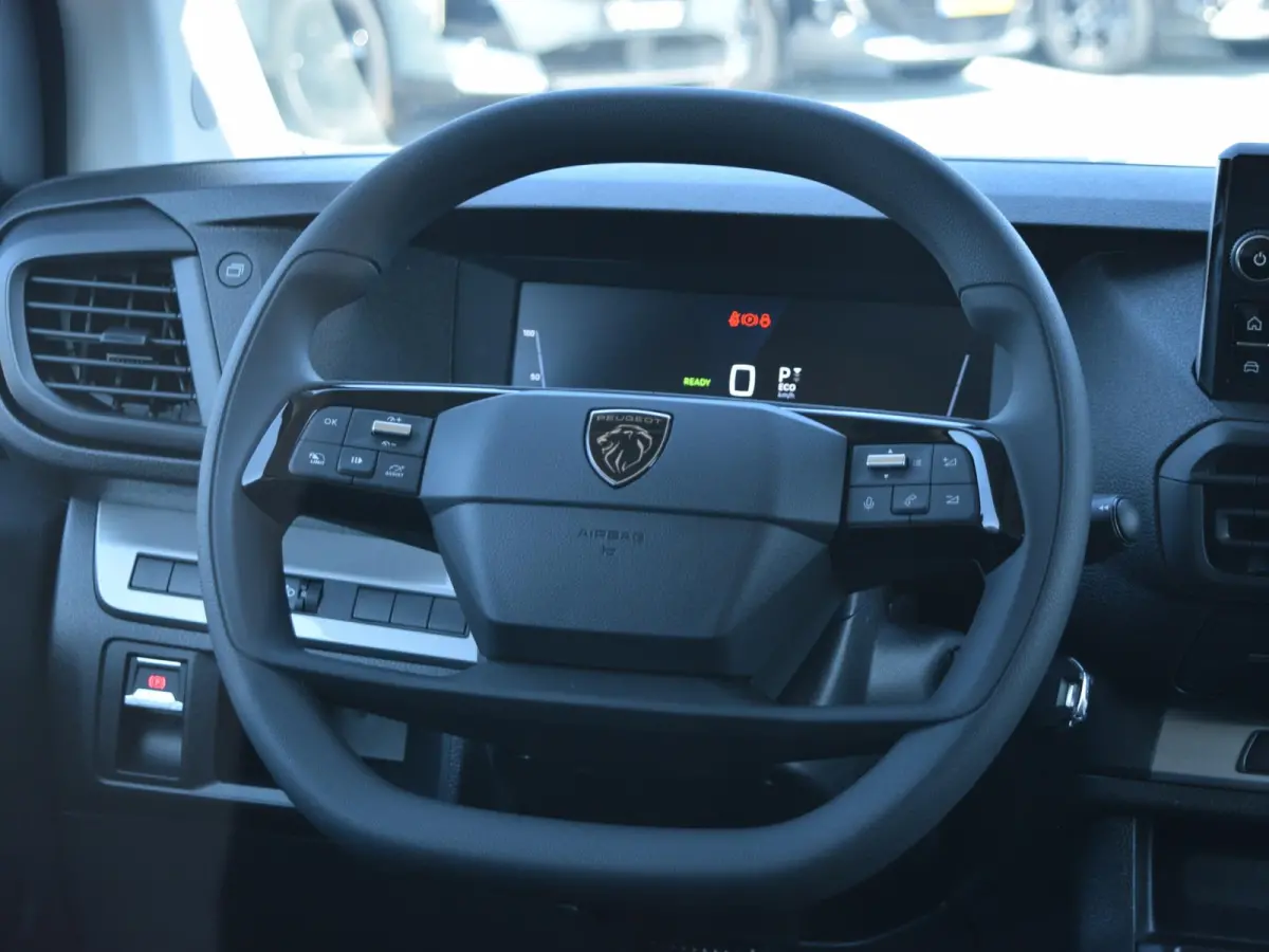 EV L2 75 kWh Laadruimte betimmering l Navigatie l Draadloos Android Auto/Apple