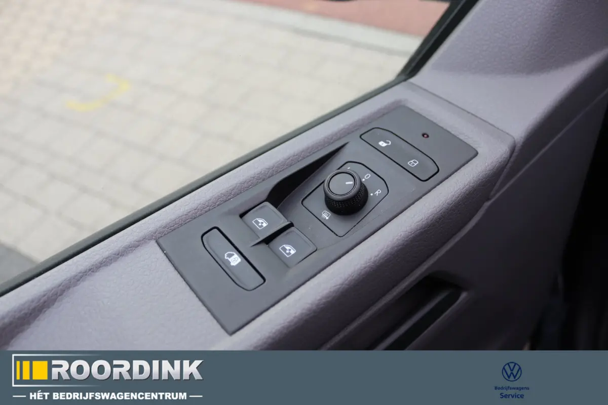 TRANSPORTER 150 pk DSG L2, Complete Sortimo inrichting, 20" LMV, sidebars, alles in kleur, standkachel etc