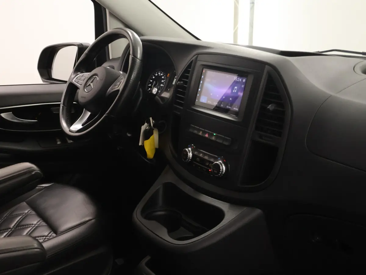 114 CDI L2 | Marge Incl. BTW & BPM| | Navigatie | Dakrailing | Parkeerpakket | LED Koplampen | Stoelverwarming Bestuurder | Bijrijdersbank | Airco | Cruisecontrol | Trekhaak 2500kg | 2x Schu