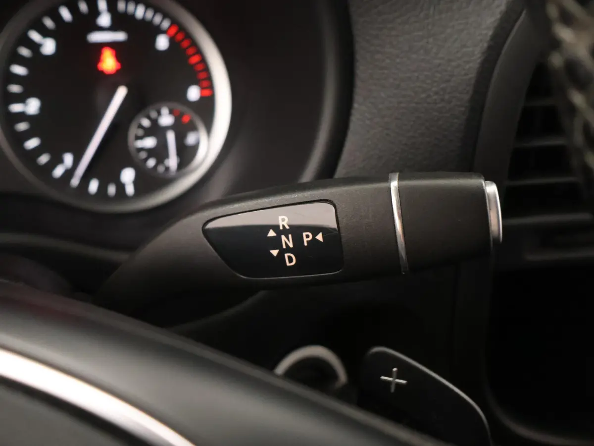 114 CDI L2 | Marge Incl. BTW & BPM| | Navigatie | Dakrailing | Parkeerpakket | LED Koplampen | Stoelverwarming Bestuurder | Bijrijdersbank | Airco | Cruisecontrol | Trekhaak 2500kg | 2x Schu