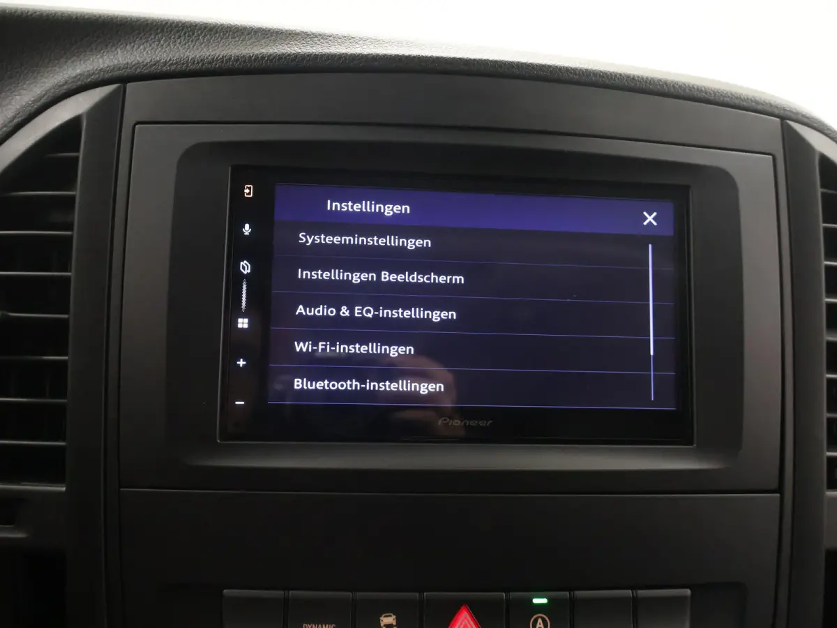 114 CDI L2 | Marge Incl. BTW & BPM| | Navigatie | Dakrailing | Parkeerpakket | LED Koplampen | Stoelverwarming Bestuurder | Bijrijdersbank | Airco | Cruisecontrol | Trekhaak 2500kg | 2x Schu