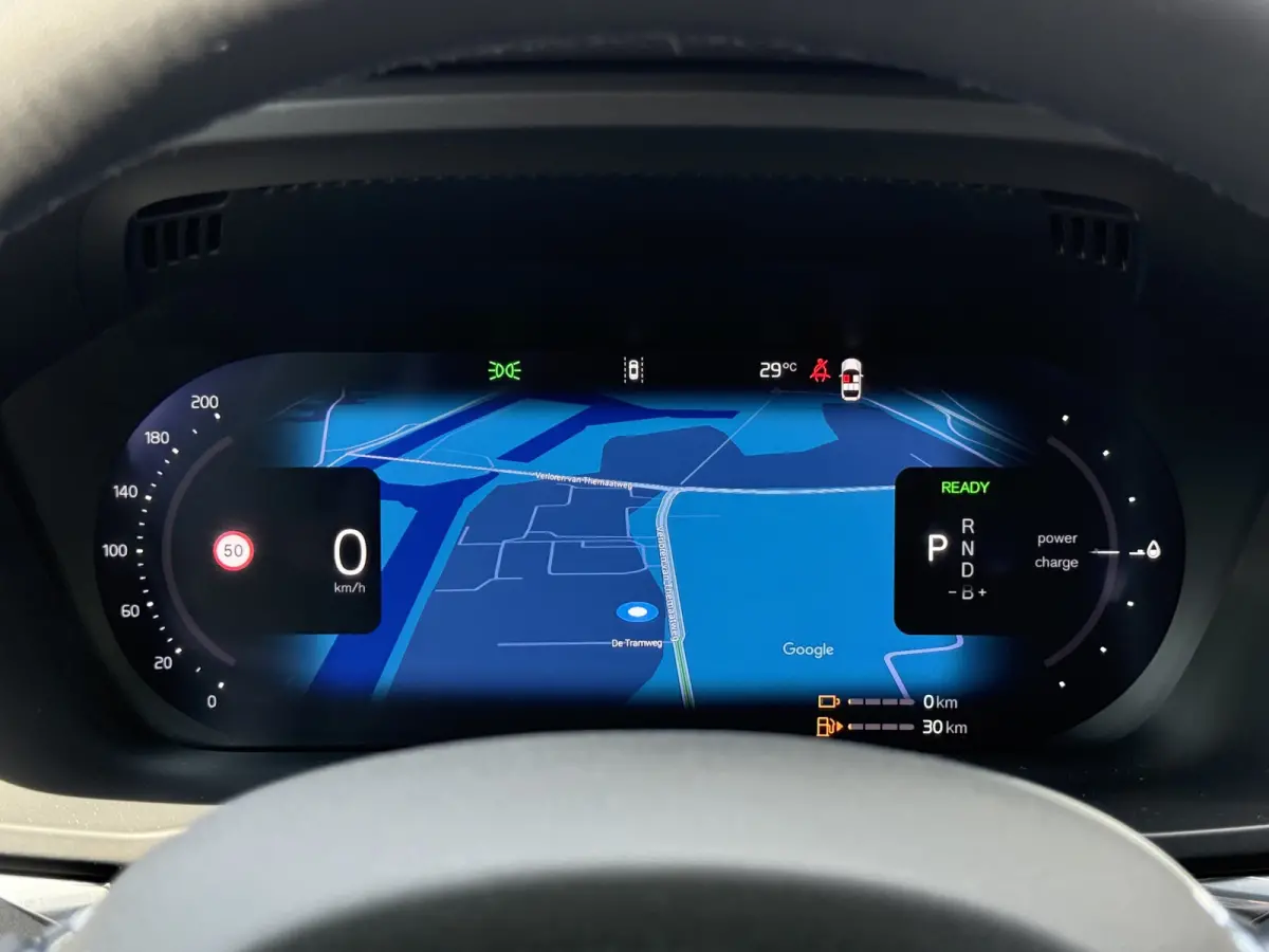 2.0 T8 Plug-in hybrid AWD Ultra Black Edition | Trekhaak | Pano | Pilot Assist | Dodehoek | 21 inch