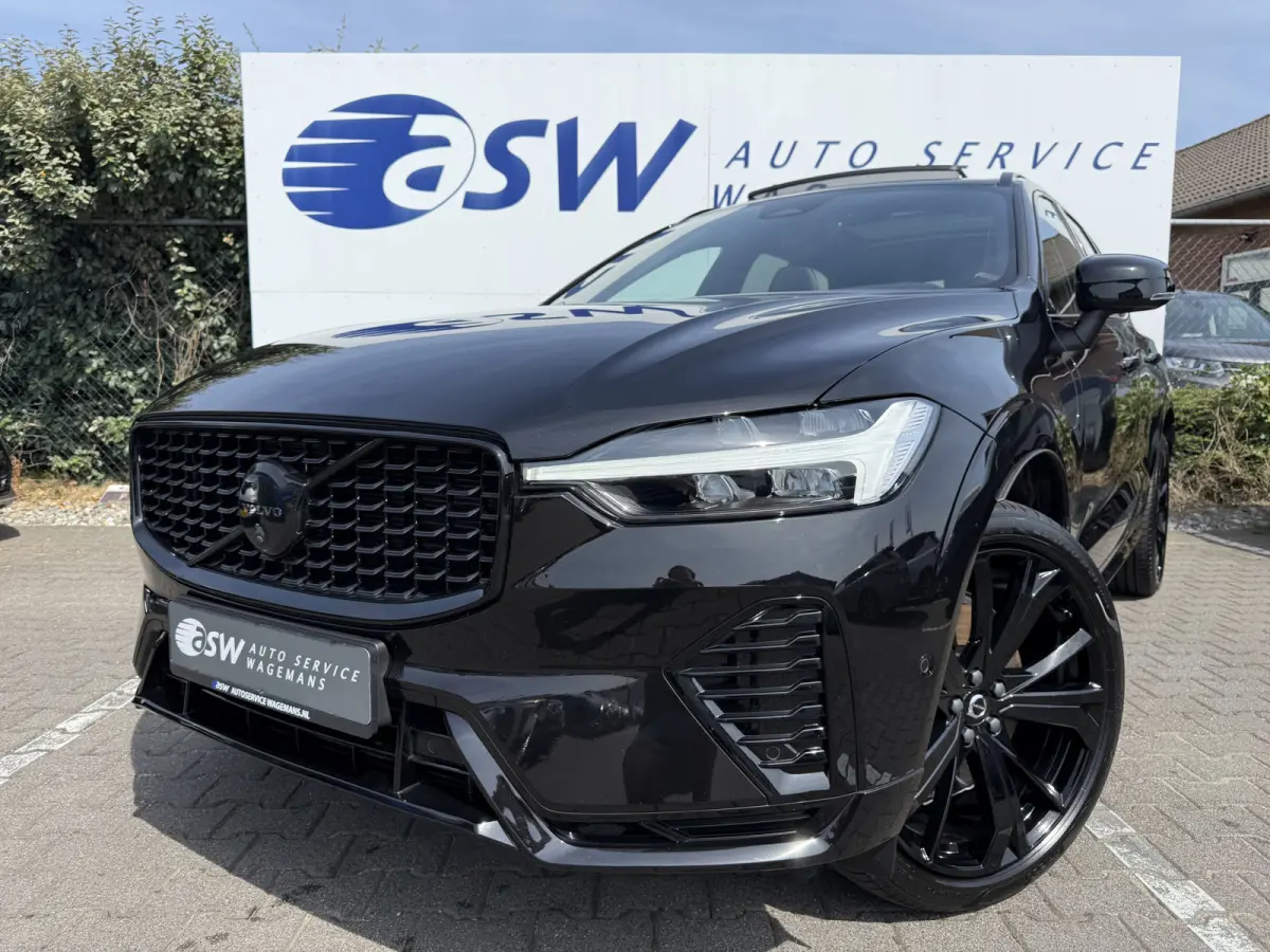 2.0 T8 Plug-in hybrid AWD Ultra Black Edition | Trekhaak | Pano | Pilot Assist | Dodehoek | 21 inch
