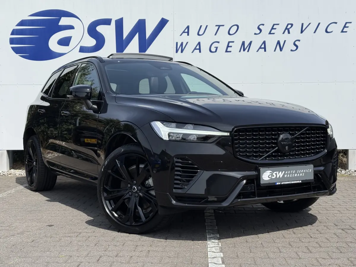 2.0 T8 Plug-in hybrid AWD Ultra Black Edition | Trekhaak | Pano | Pilot Assist | Dodehoek | 21 inch