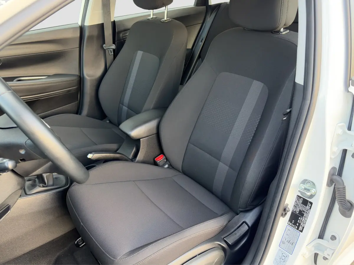 1.0 T-GDI 100pk Comfort | Camera | Carplay | Airco | 16-inch Velgen | Cruise control | Middenarmsteun | DAB | BLIS | Parkeersensoren