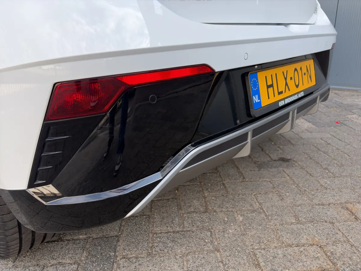 1.0 T-GDI 100pk Comfort | Camera | Carplay | Airco | 16-inch Velgen | Cruise control | Middenarmsteun | DAB | BLIS | Parkeersensoren