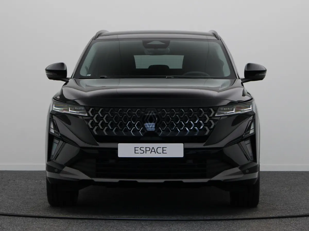 E-Tech full hybrid 200 esprit Alpine 7p. | Vijf jaar garantie | Full option | Panoramisch dak | Harman Kardon | HUD | Voorruitverwarming |