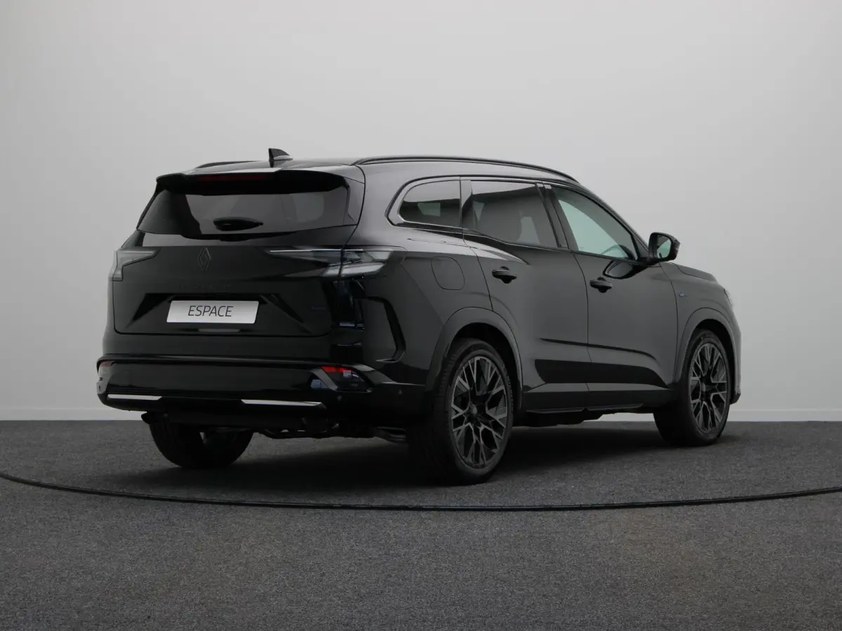 E-Tech full hybrid 200 esprit Alpine 7p. | Vijf jaar garantie | Full option | Panoramisch dak | Harman Kardon | HUD | Voorruitverwarming |