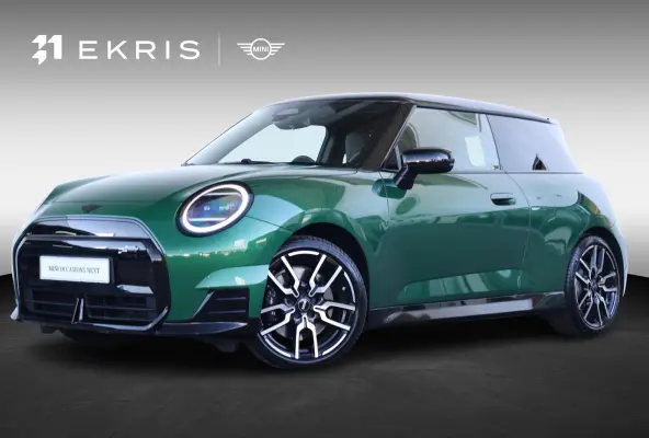 Cooper E John Cooper Works M 40.7 kWh | SoH 99% | Glazen Panoramadak | Stuur- & Stoelverwarming | Head-Up Display | Comfort Access | 18"JCW | NEXT