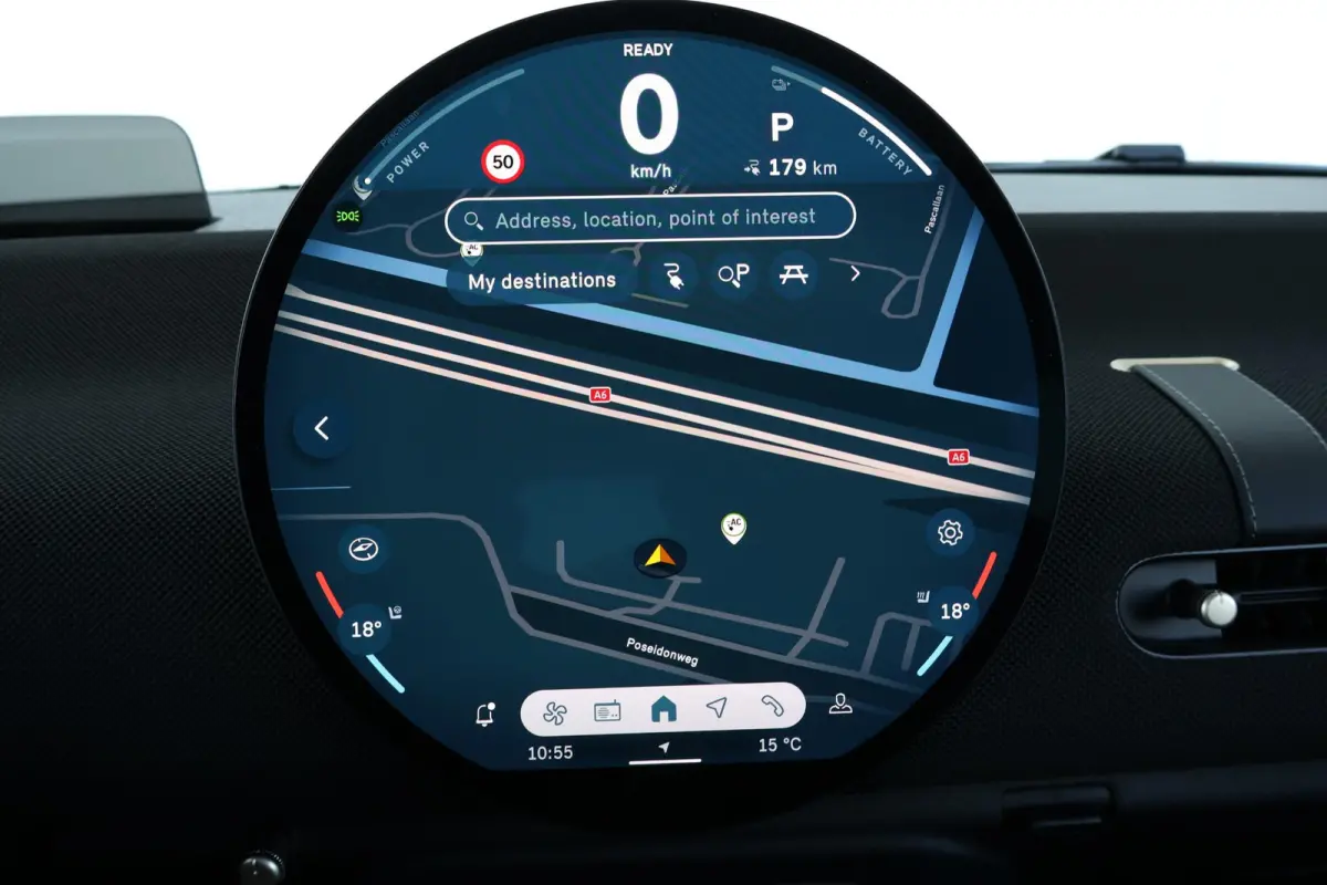 Cooper E John Cooper Works M 40.7 kWh | SoH 99% | Glazen Panoramadak | Stuur- & Stoelverwarming | Head-Up Display | Comfort Access | 18"JCW | NEXT