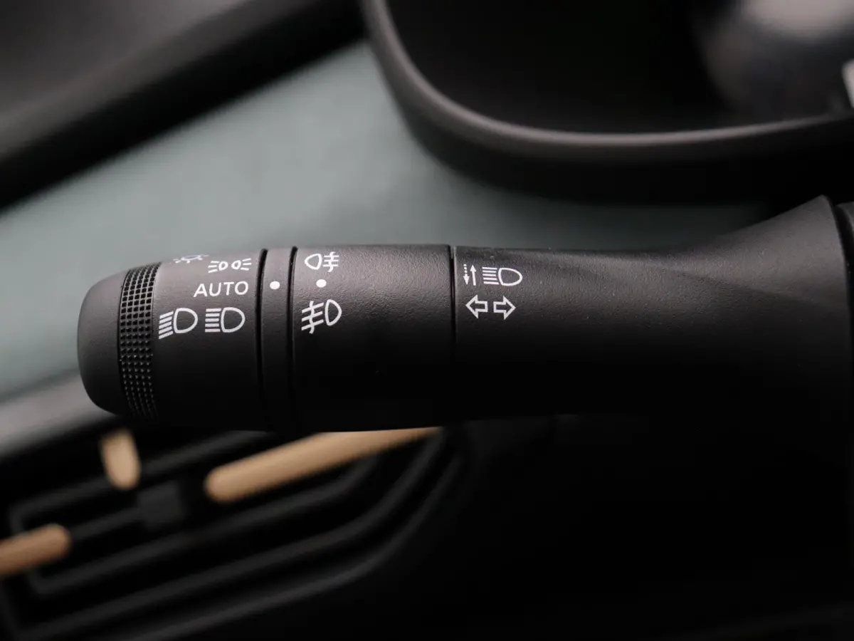 TCe 110pk limited edition | Climate control | Lichtmetalen velgen | Achteruitrijcamera |