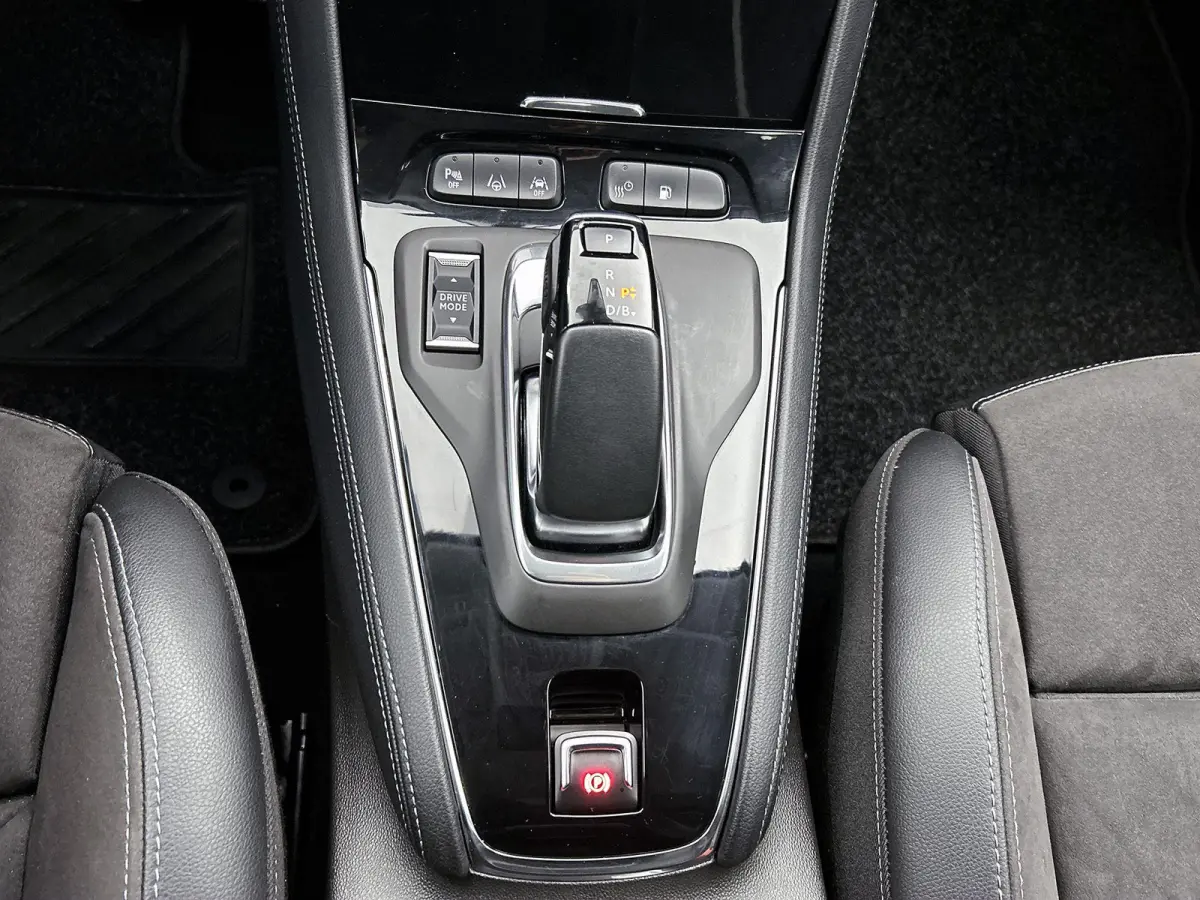 1.6 Turbo Plug-In Hybrid 4x4 GSe | Camera | Navigatie | 300pk!