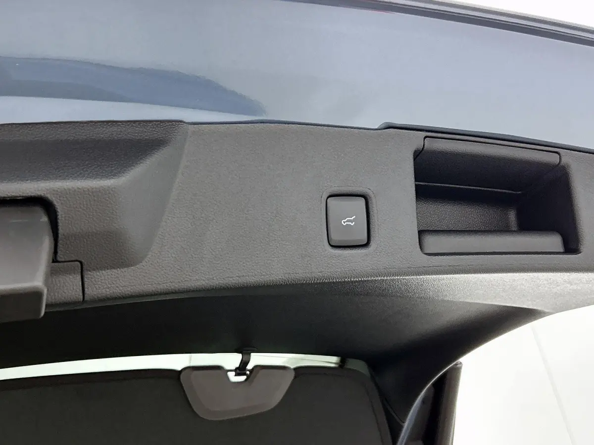 2.5 PHEV BlueCruise Edition | Trekhaak 2100 KG | Panorama Shuif/Kanteldak | 20'' LM Velgen | Blue Cruise Autopilot