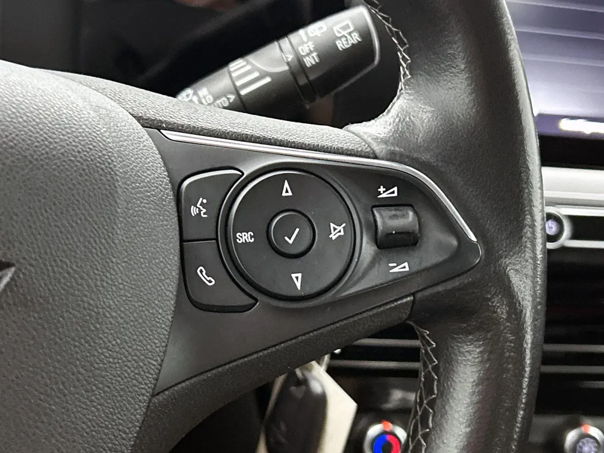 1.2 Edition 100pk | Camera | LMV | Cruise controle | Apple CarPlay/Android Auto | Navi |