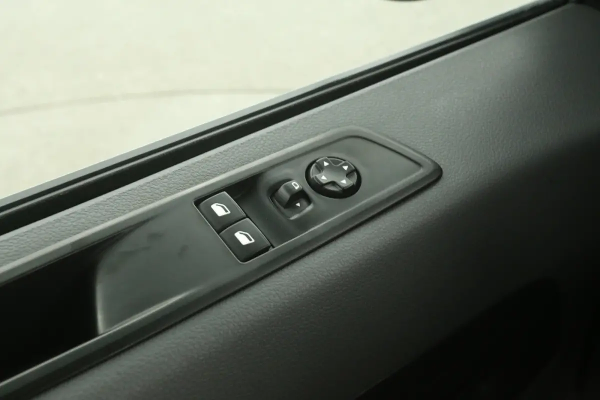 75 kWh L2H1 | Snelladen | SOH 91% | Airco | Cruise | Camera | Carplay | Parkeersens.
