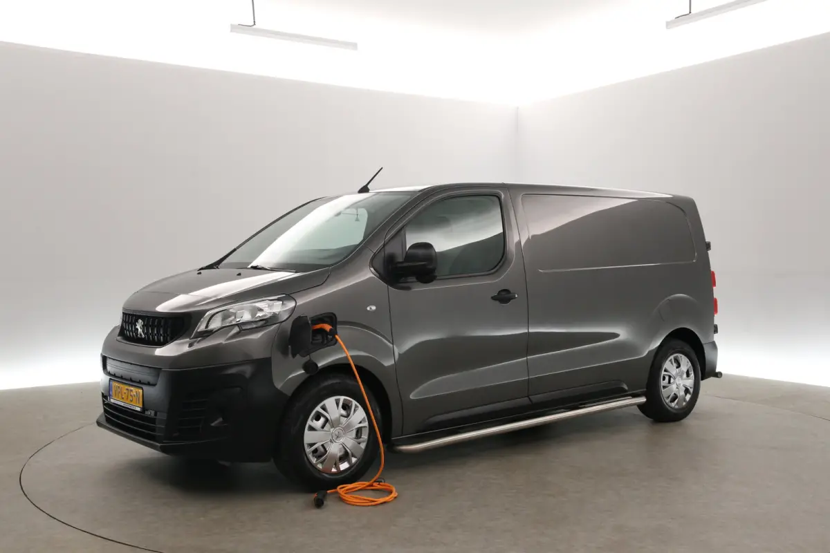 75 kWh L2H1 | Snelladen | SOH 91% | Airco | Cruise | Camera | Carplay | Parkeersens.