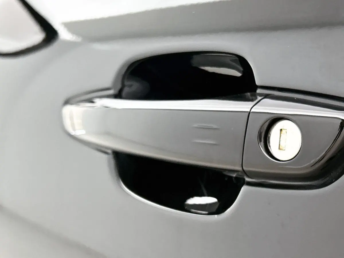 1.2 Hybrid 136 Max | Navigatie | Adaptieve Cruise Control | Achteruitrij Camera | Dodehoek Bewaking | Keyless Entry/Start | Apple Carplay/Android Auto | Climate Control |