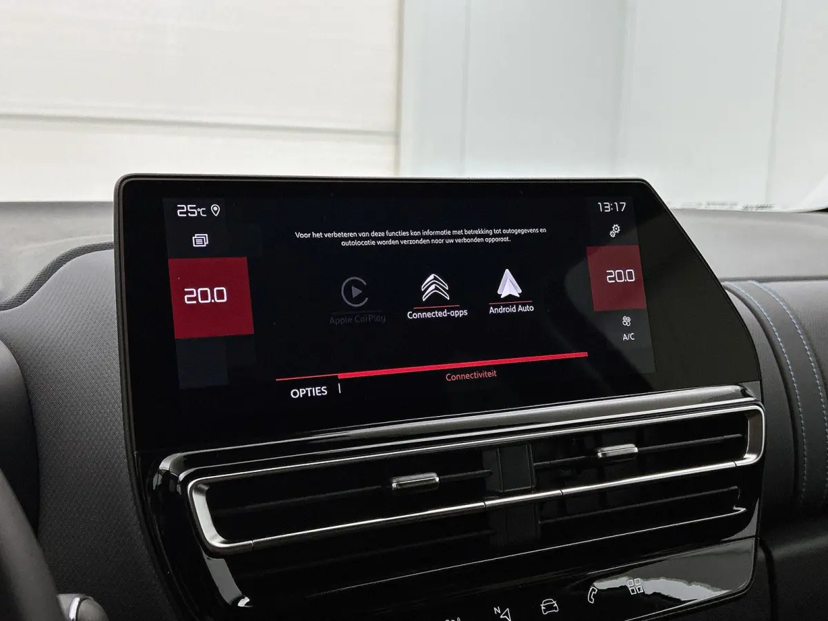 1.2 Hybrid 136 Max | Navigatie | Adaptieve Cruise Control | Achteruitrij Camera | Dodehoek Bewaking | Keyless Entry/Start | Apple Carplay/Android Auto | Climate Control |