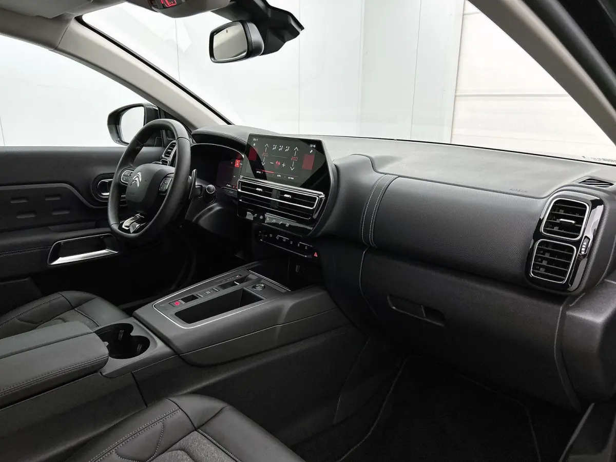 1.2 Hybrid 136 Max | Navigatie | Adaptieve Cruise Control | Achteruitrij Camera | Dodehoek Bewaking | Keyless Entry/Start | Apple Carplay/Android Auto | Climate Control |