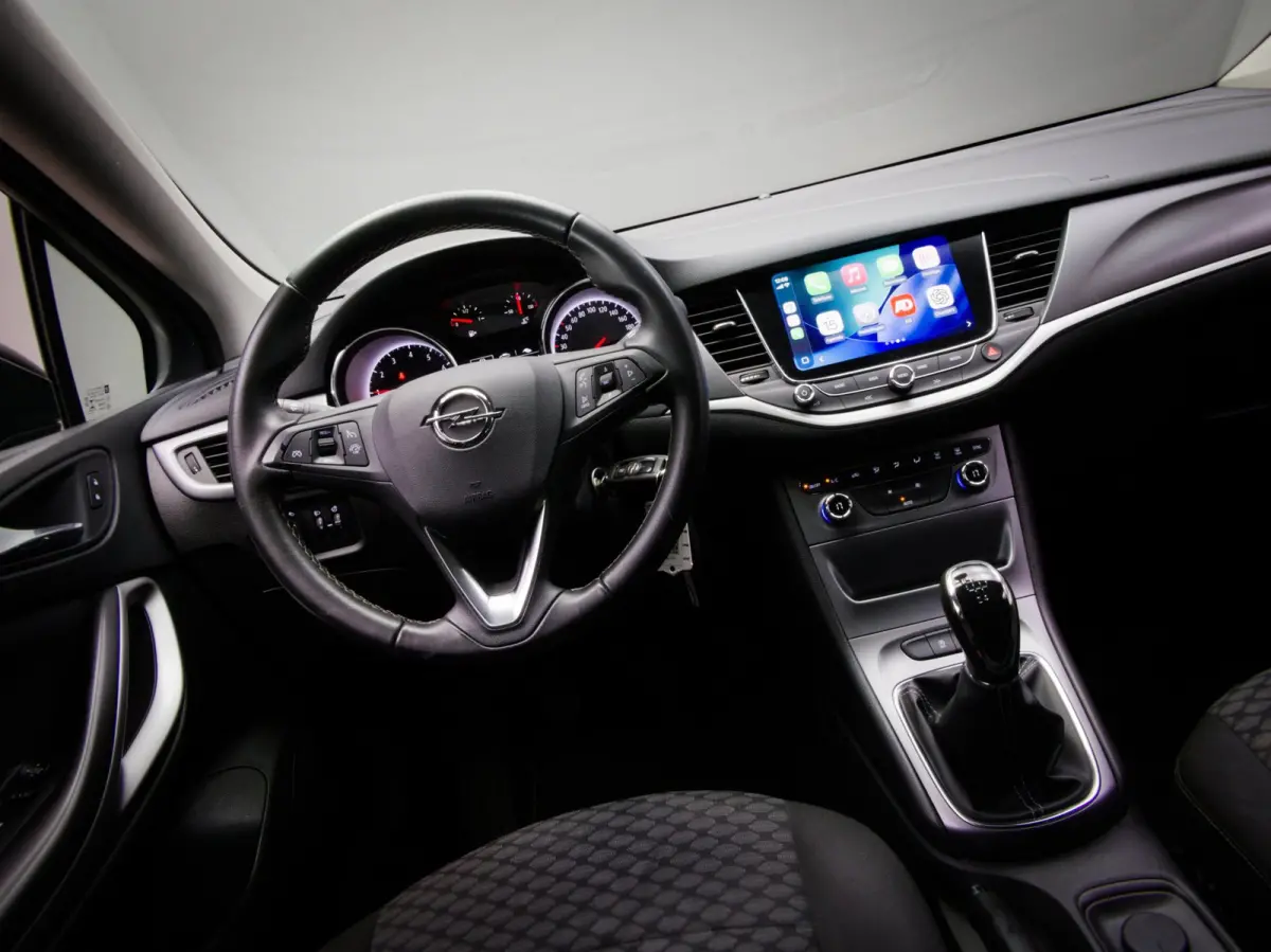 1.0 Online Edition (APPLE CARPLAY/ANDROID AUTO, CLIMATE CONTROL, CRUISE CONTROL, BLUETOOTH, NAVIGATIE)