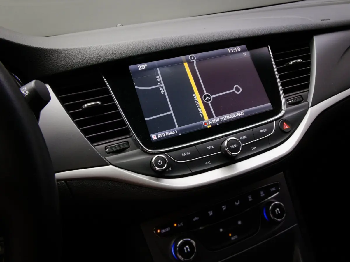 1.0 Online Edition (APPLE CARPLAY/ANDROID AUTO, CLIMATE CONTROL, CRUISE CONTROL, BLUETOOTH, NAVIGATIE)