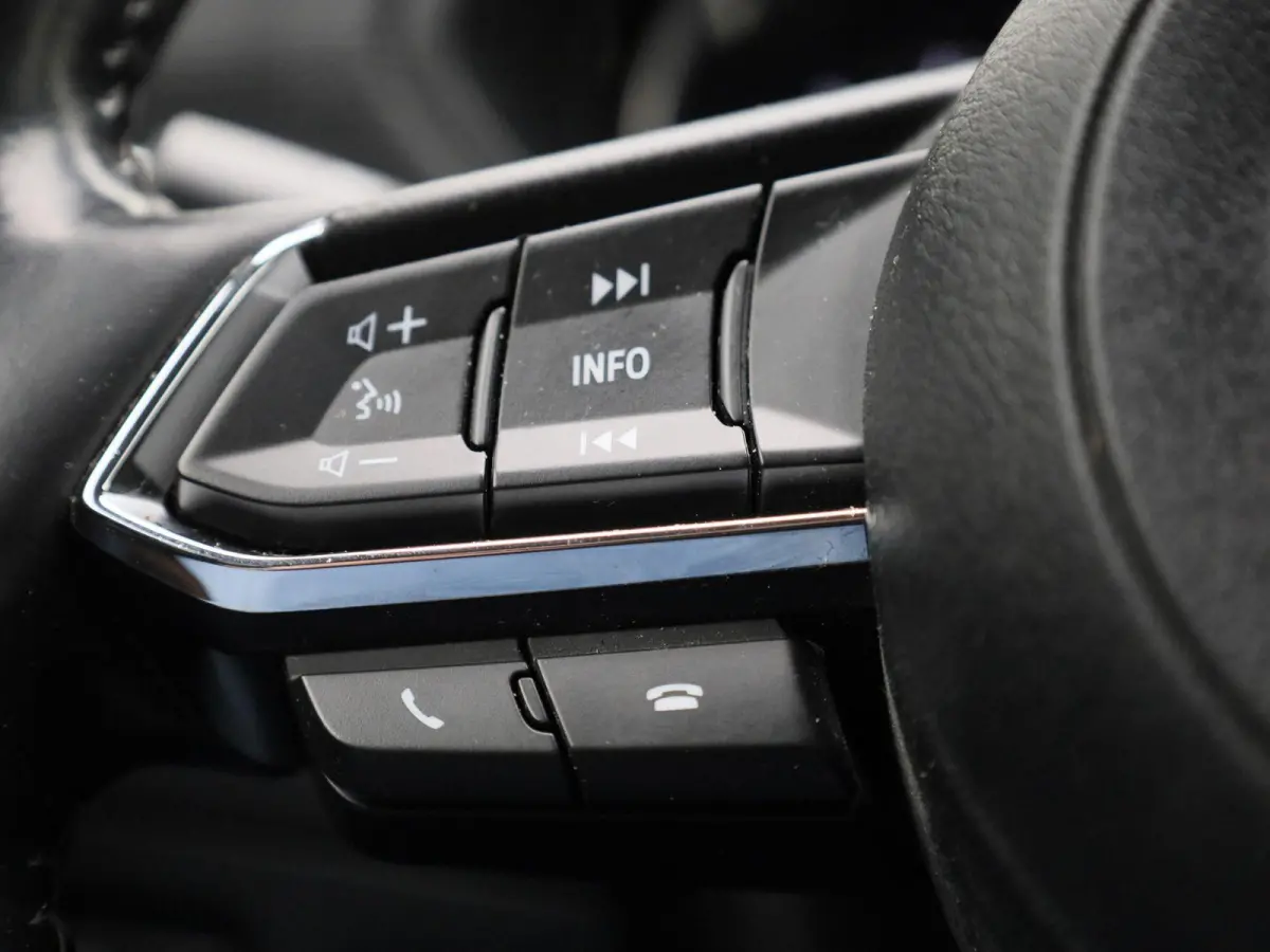 2.0 SkyActiv-G 160 GT-M 4WD | Achteruitrijcamera | Schuif- / Kanteldak | Stoelverwarming | Head-up Display | Parkeersensoren | Trekhaak |