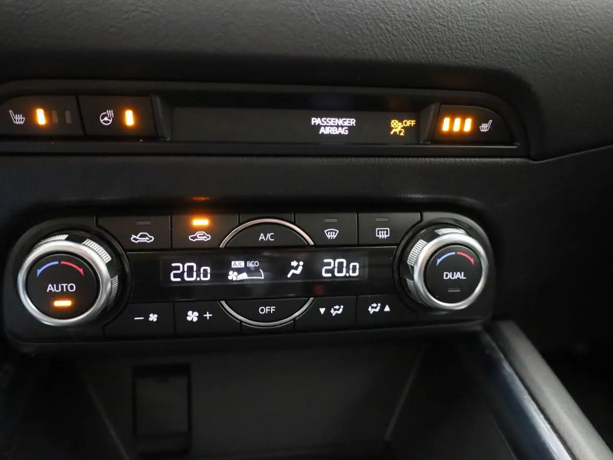 2.0 SkyActiv-G 160 GT-M 4WD | Achteruitrijcamera | Schuif- / Kanteldak | Stoelverwarming | Head-up Display | Parkeersensoren | Trekhaak |