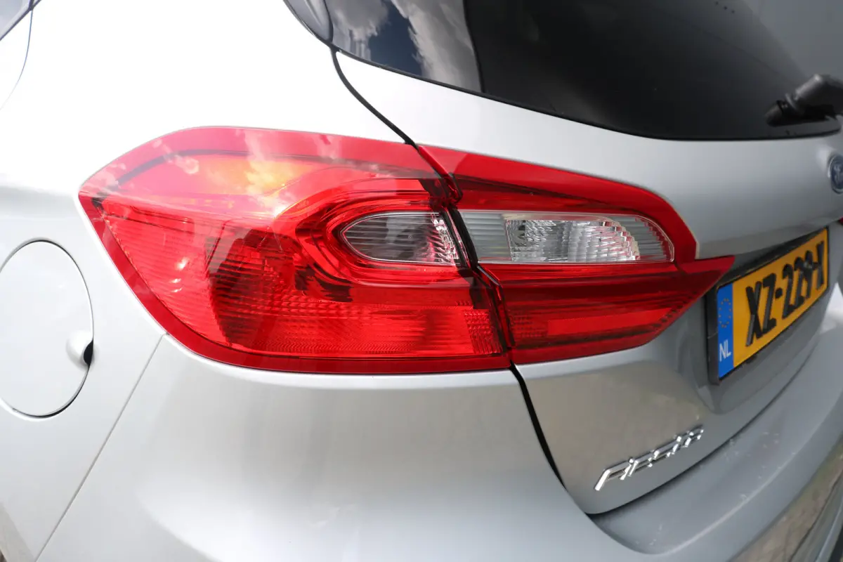 1.0 EcoBoost ST-Line AIRCO | CRUISE CONTROL | NAVI | CLIMATE | BLUETOOTH | PDC ACHTER | ALL SEASON