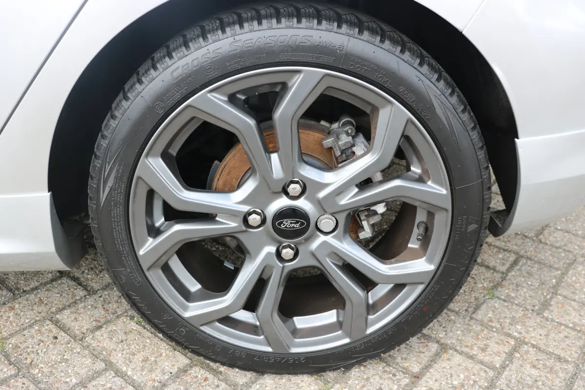1.0 EcoBoost ST-Line AIRCO | CRUISE CONTROL | NAVI | CLIMATE | BLUETOOTH | PDC ACHTER | ALL SEASON