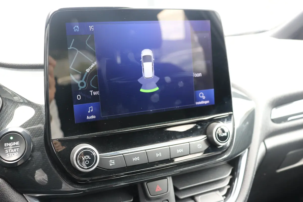 1.0 EcoBoost ST-Line AIRCO | CRUISE CONTROL | NAVI | CLIMATE | BLUETOOTH | PDC ACHTER | ALL SEASON