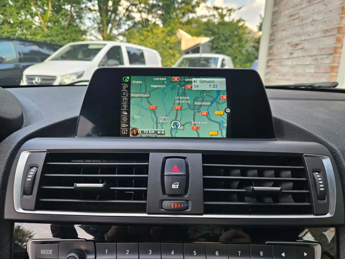 218i Executive Automaat! NAP! Leer! Airco/Clima! Cruise Control! Leuke Auto!