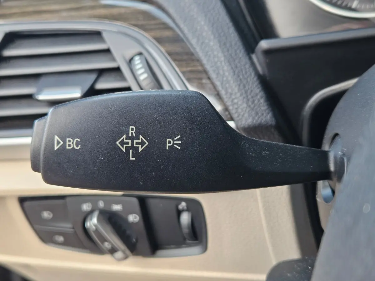 218i Executive Automaat! NAP! Leer! Airco/Clima! Cruise Control! Leuke Auto!